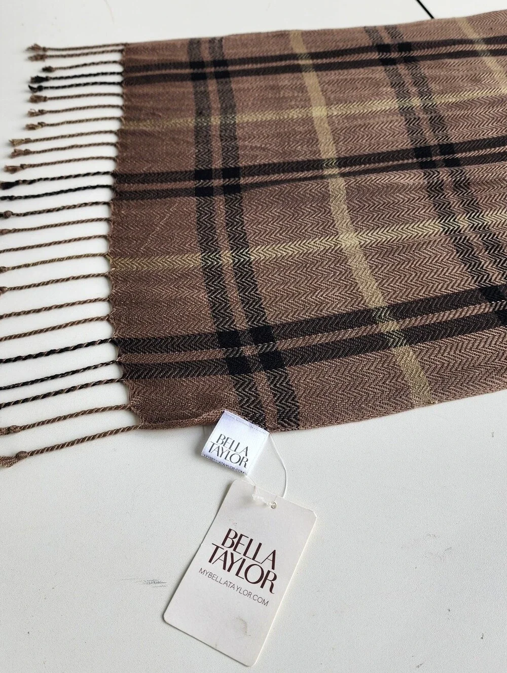 NWT BELLA TAYLOR Brown Black Plaid Rectangular Plaid Scarf  70